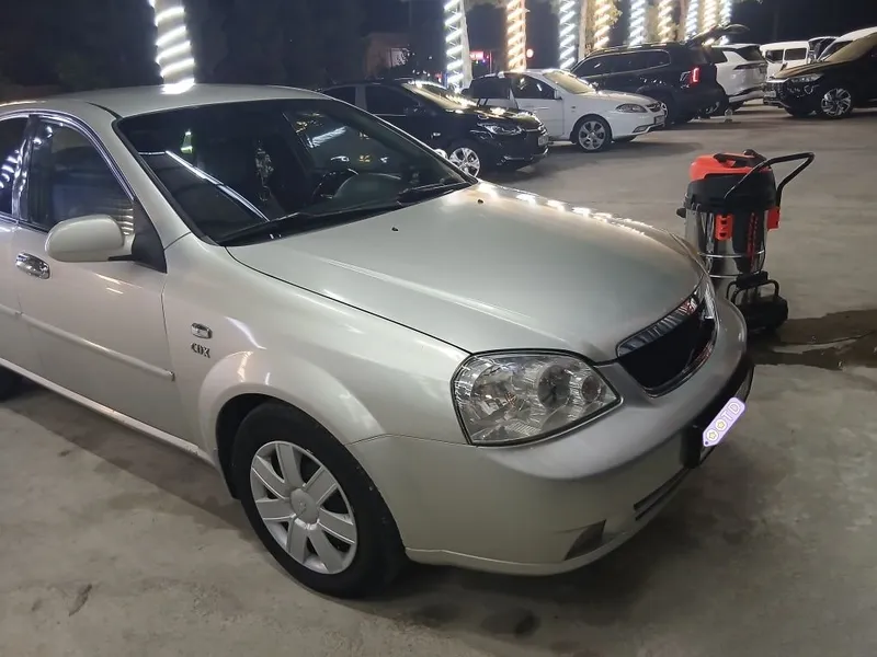 Lasetti 1.8 mashina 5 Lasetti 1.8 mashina 5