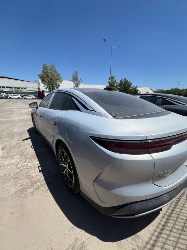 BYD HAN L 3 pozitsiya dual mator 2025 yil — фото 1