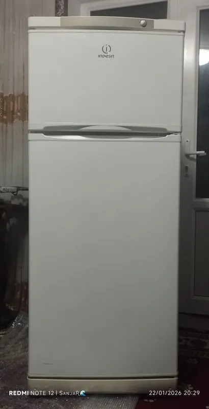 INDESIT Muzlatgich INDESIT Muzlatgich