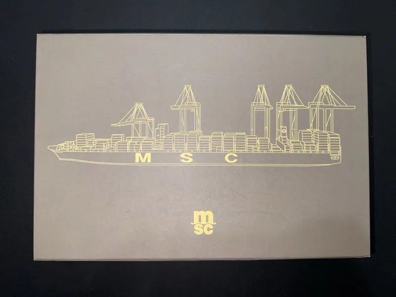 Фирменный деревянный пазл MSC (эксклюзивный подарок, новый)