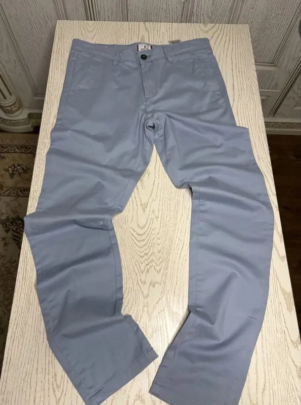 Джинсы от бренда Jack & Jones