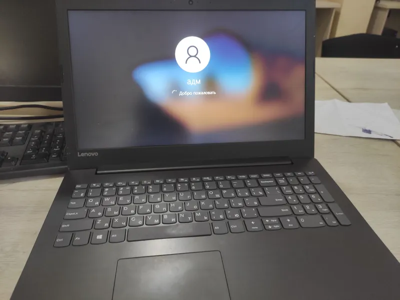 Lenovo IdeaPad 330-15AST 3
