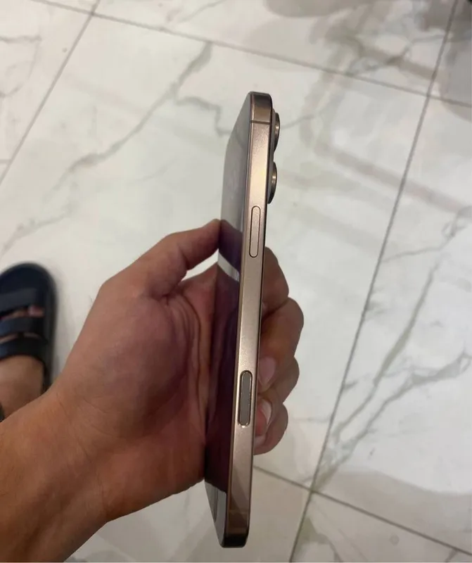 Iphone 16 pro max 5 Iphone 16 pro max 5