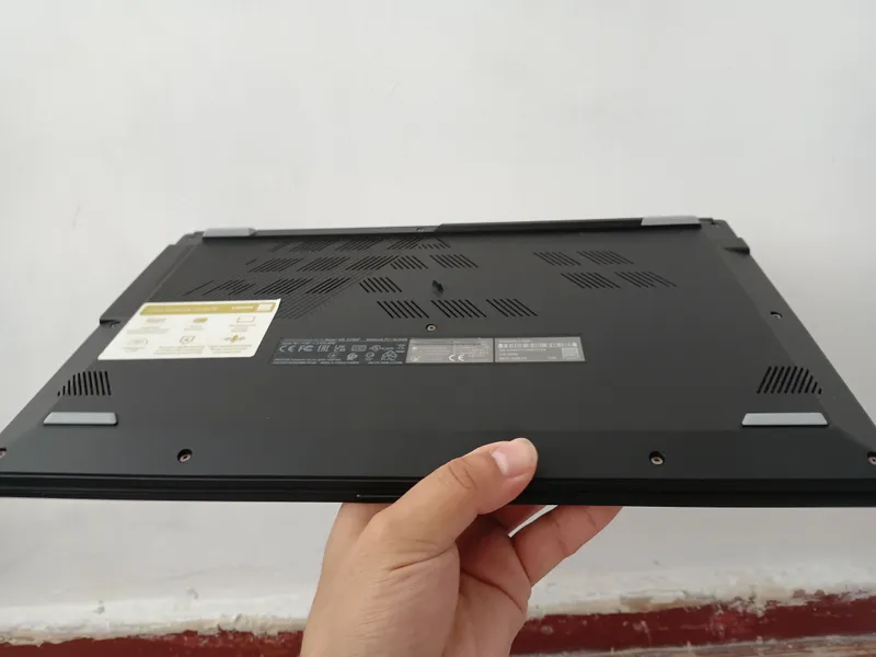 Asus Vivobook Go 15 OLED 16/512 GB 6