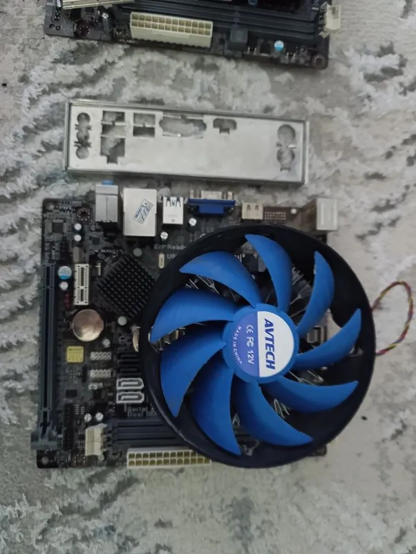 Core i5 +H81 ESC+Bonus Kuler — фото 1