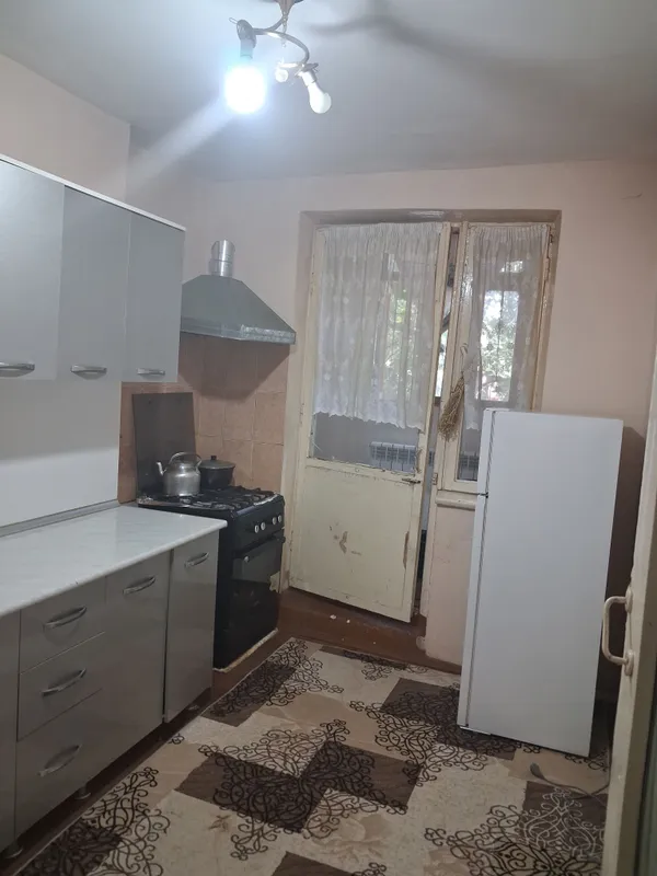 В микрорайоне 3/1 сдается в аренду 3-комнатная квартира 4