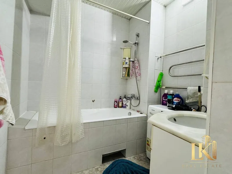 Уютная 2-комнатная квартира 80 м², 2/8, рядом с метро Космонавтов — фото 6 Уютная 2-комнатная квартира 80 м², 2/8, рядом с метро Космонавтов — фото 6