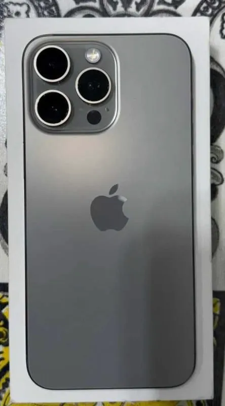 Iphone 15 Pro Max 256 gb VN/A 4