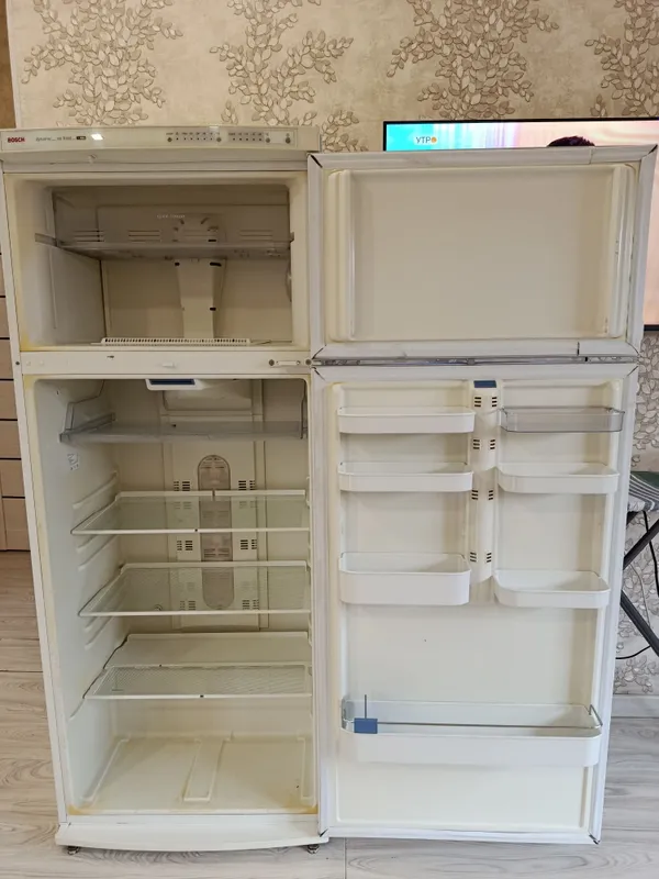 Продается холодильник BOSCH — фото 1