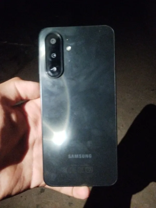 samsung galaxy a 17 1
