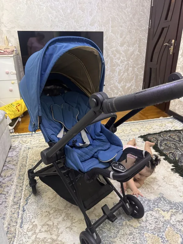 Продается оригинальная прогулочная коляска Cybex Platinum,)4468)(;)) 2 Продается оригинальная прогулочная коляска Cybex Platinum,)4468)(;)) 2