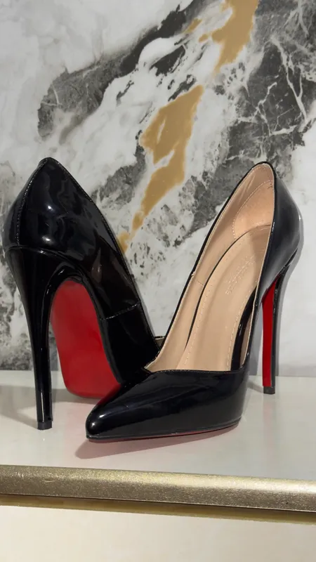 Tufli Louboutin — фото 1