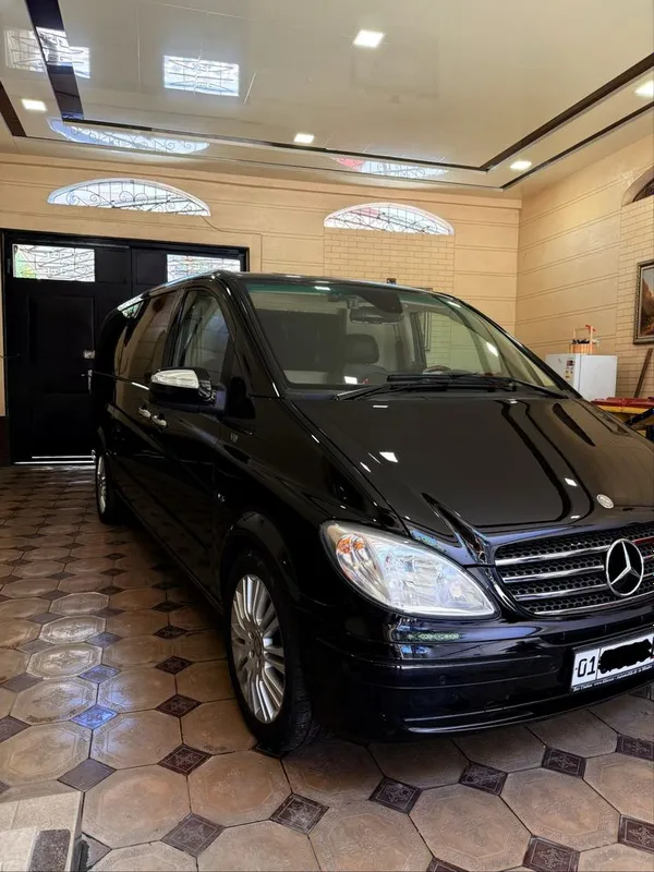 Mercedes Benz V-Class Klassen. 2