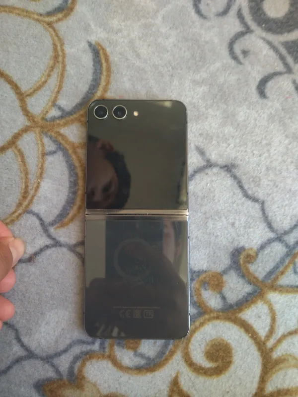 телефон Samsung 5