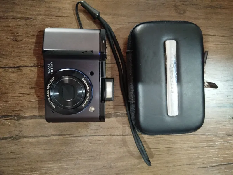 VLUU NV20 Camera sotiladi 1 VLUU NV20 Camera sotiladi 1