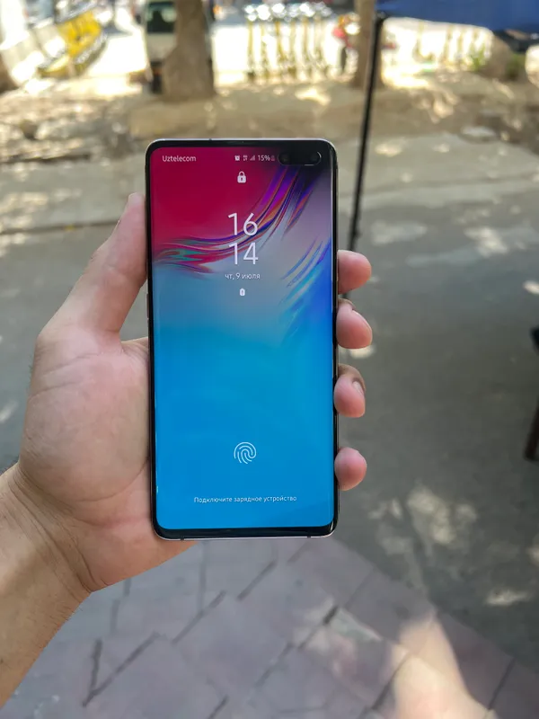 Samsung Galaxy S10 5G 1