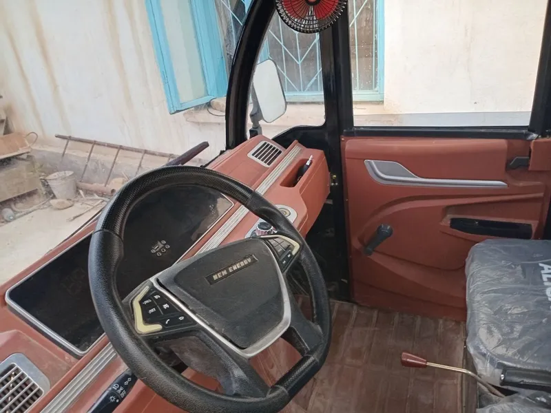 Elekromuravey: Mustang sotiladi
6 ta akumulyorli 5 Elekromuravey: Mustang sotiladi
6 ta akumulyorli 5