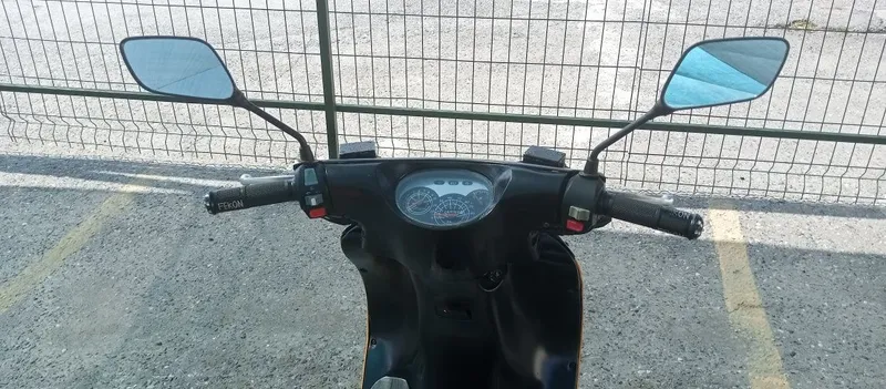 Продаётся скутер ! — фото 1