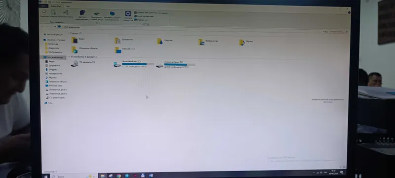 Stol kompyuteri sotiladi. 5 Stol kompyuteri sotiladi. 5