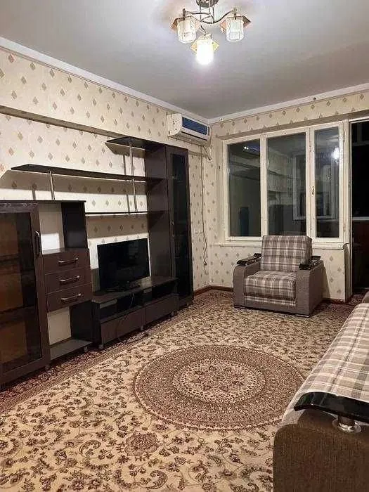 2-комн квартира, 57 м², Мирзо-Улугбек (Ялангач), возле метро Буюк Ипак Йули — фото 1