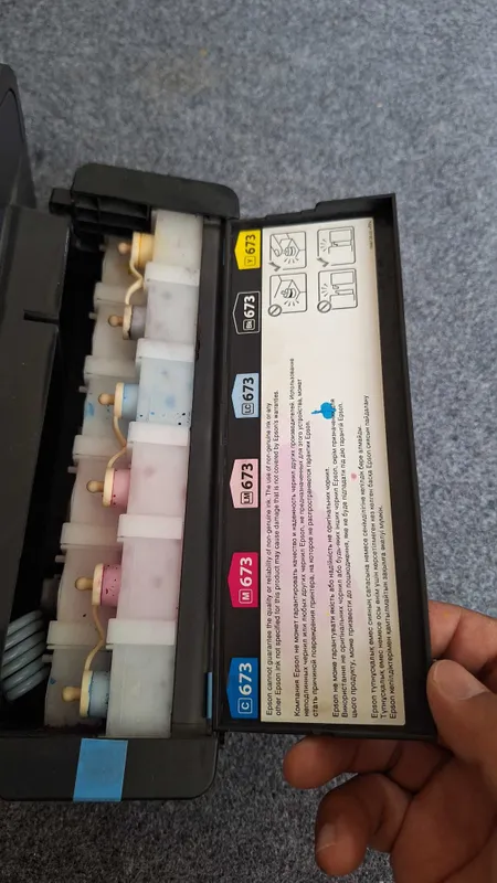 EPSON L805 sotiladi probeg 3515 ta dyuz 100% 8