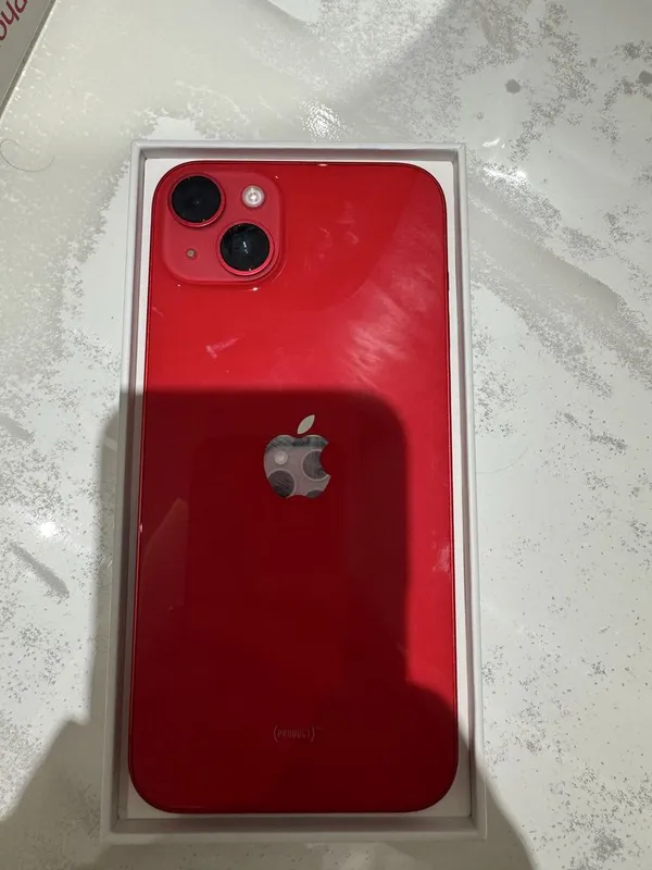iPhone 14 Plus 128GB, красный 1 iPhone 14 Plus 128GB, красный 1