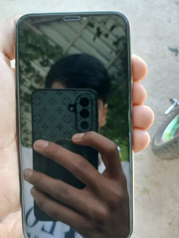 iPhone X sotiladi 5 iPhone X sotiladi 5