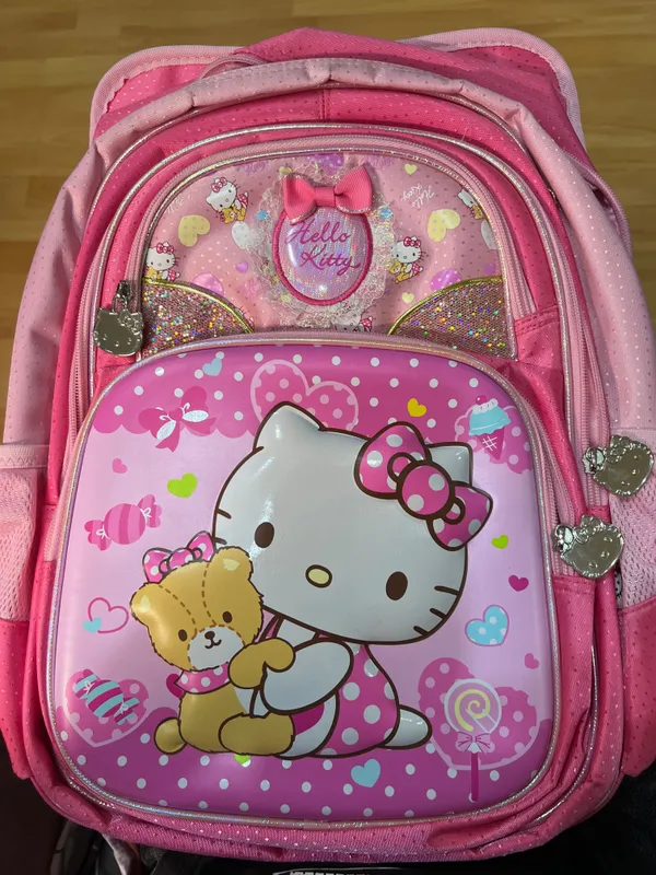 Новый рюкзак Hello Kitty 1 Новый рюкзак Hello Kitty 1