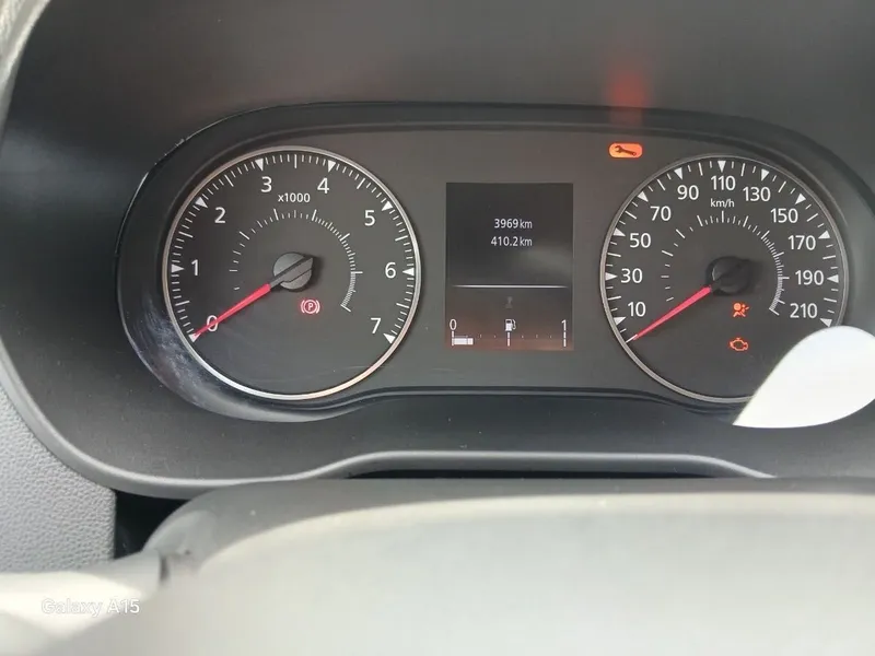 Renault Duster, 2021 г., 1.3 л (турбо), механика, 4WD, пробег 4 000 км — фото 1