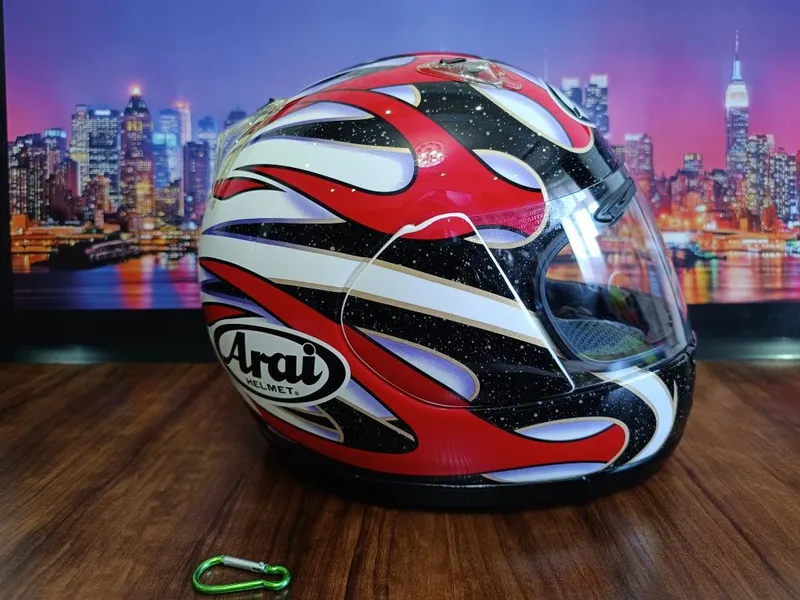 Мото шлем от Японского бренда ARAI QUANTUM F — фото 4