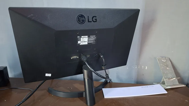 22 lik LG monitor yaxahi holatda! Монитор LG 22 в хорошем состо — фото 2