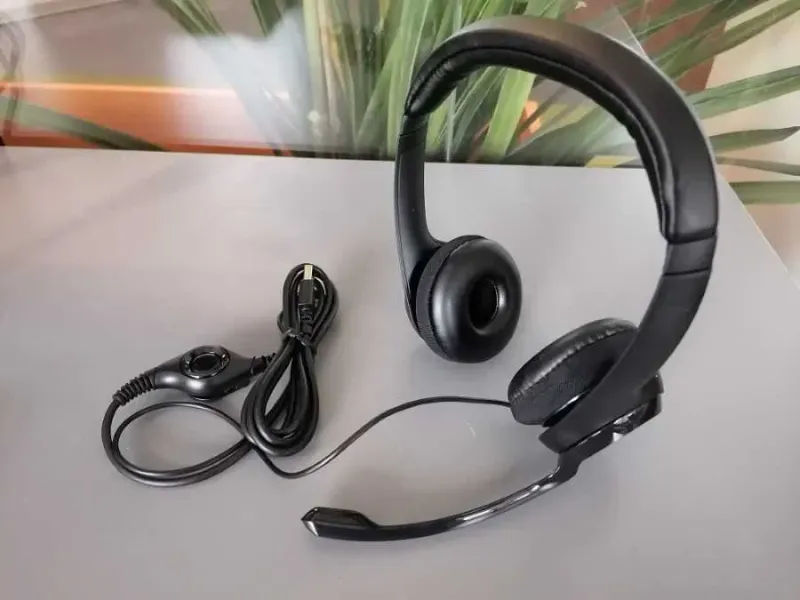 Logitech H390 quloqchinlari (simli) 1