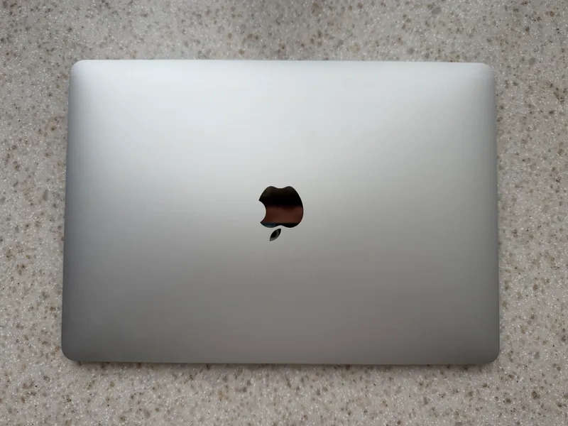 MacBook Air M1 13-inch 16/256 1 MacBook Air M1 13-inch 16/256 1