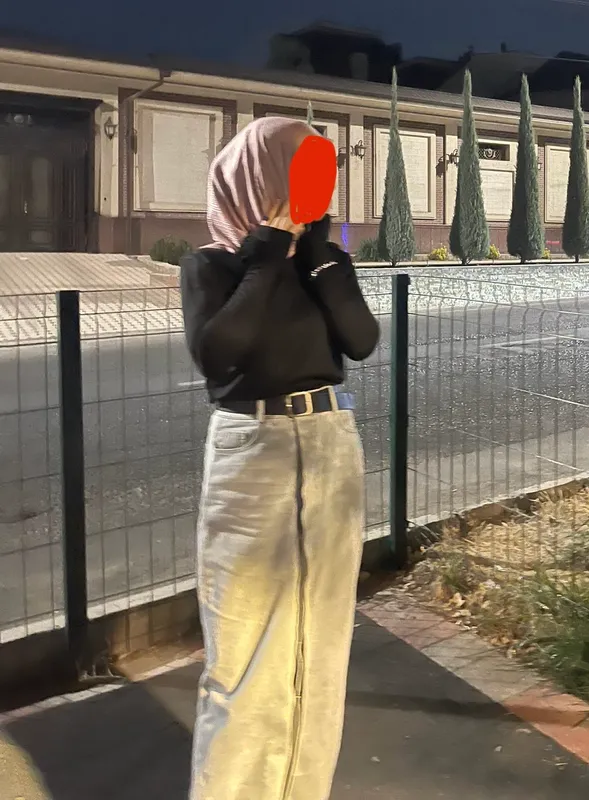 Djensi yubka och ko’k rang 2 Djensi yubka och ko’k rang 2