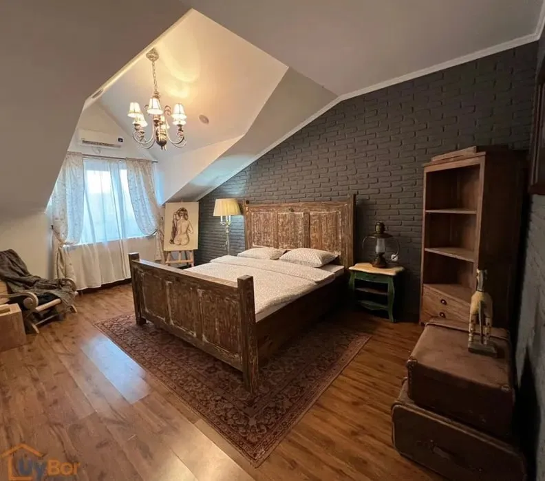 3-комн квартира, 100м², 6/6, первичка — Мирабад (ЦУМ) 1