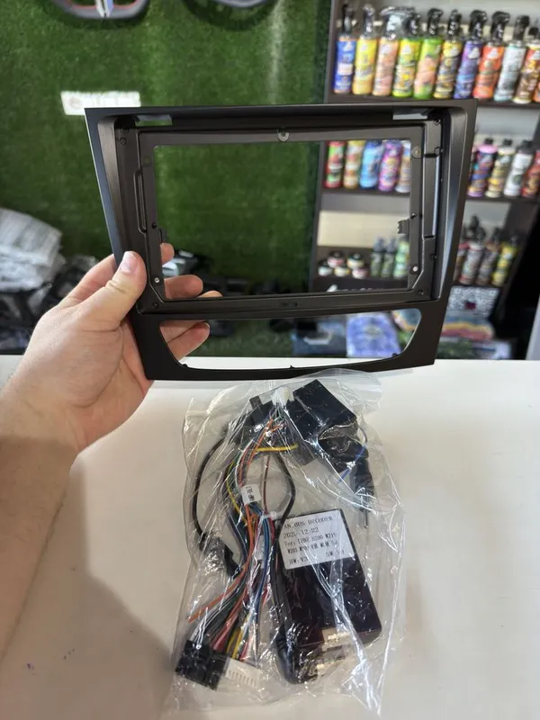 Mers benz 211 ramka kabel Teyes monitor uchun