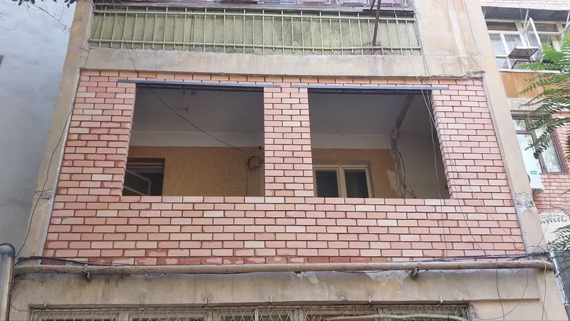 Кладка балкона облицовочный кирпич ğisht teramiz штукатурка — фото 7