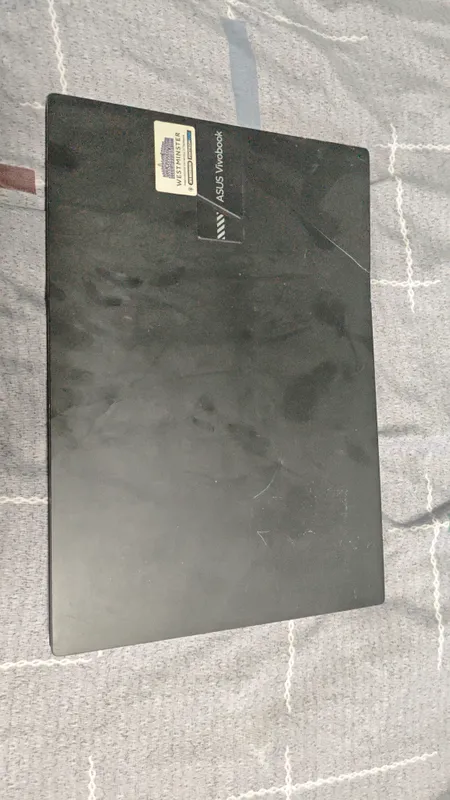 ASUS Vivobook 16 X1605VA qismlarga ajratish uchun, ehtiyot qismlar uchun 5