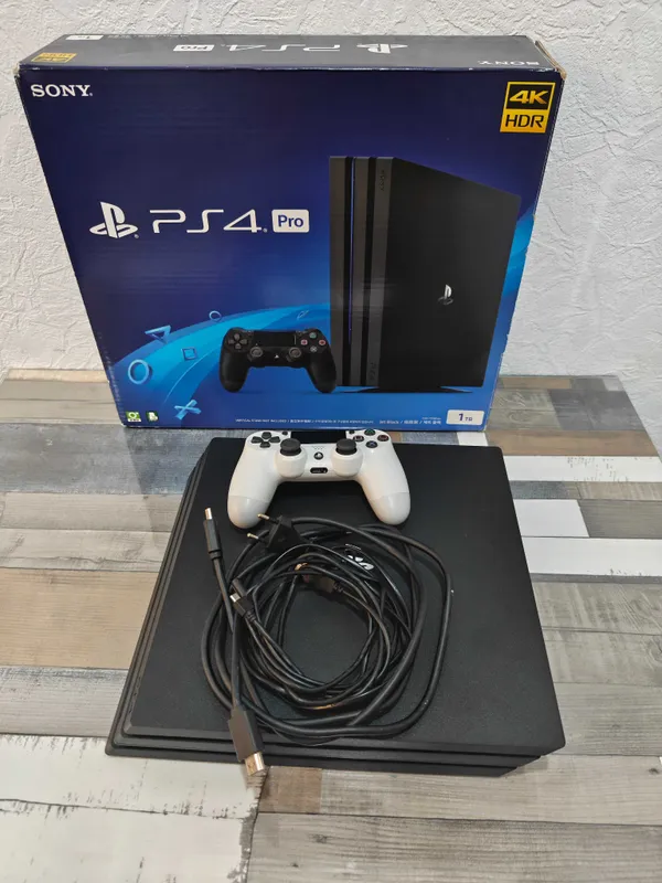 PlayStation 4 Pro 1Tb (PS4 Pro) (CUH-7218B) + 2 игры — фото 2