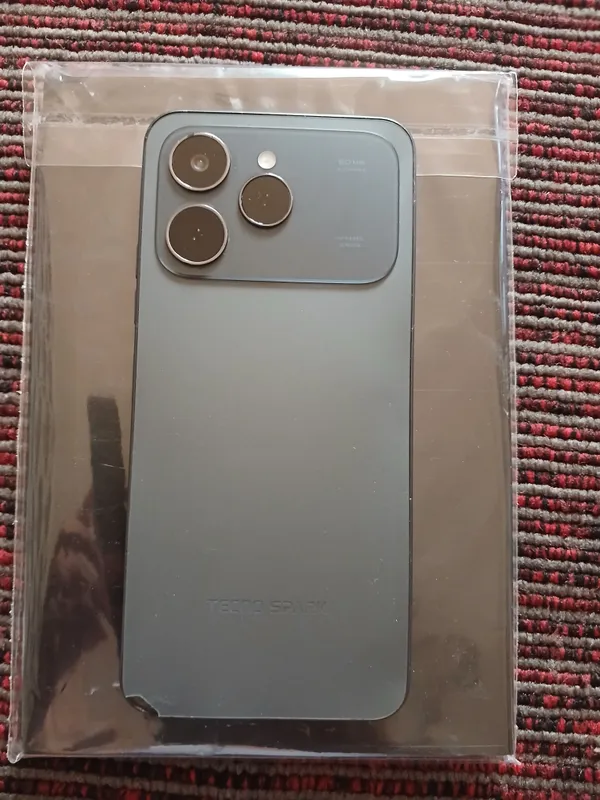 Tecno spark 40 4 Tecno spark 40 4