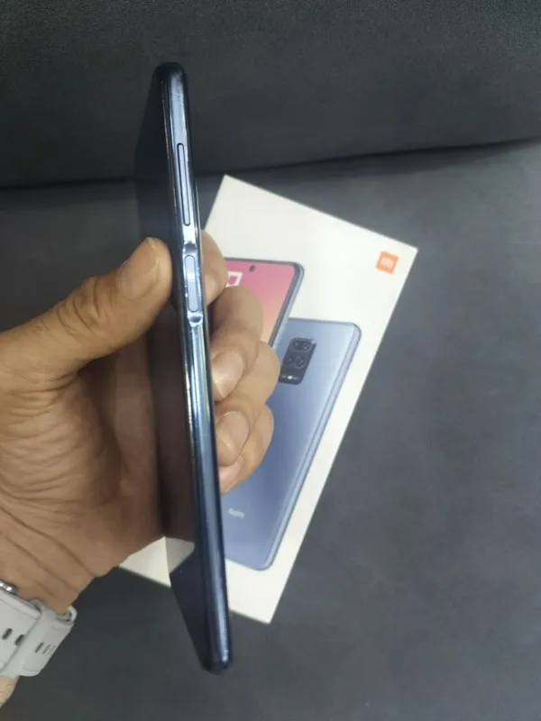 Samsung A52, память 4/128 ГБ, 2 SIM-карты, Вьетнам 3 Samsung A52, память 4/128 ГБ, 2 SIM-карты, Вьетнам 3