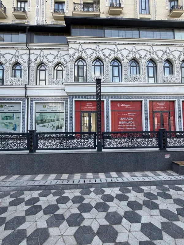 Ул.Бабура Жк "Узбегим" нежилое 432кв.м первая линия высота 5.5м своя