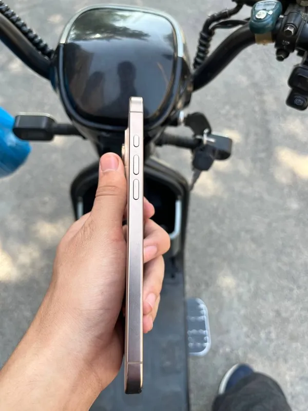 Phone 16 Pro Max — 256 GB 3 Phone 16 Pro Max — 256 GB 3