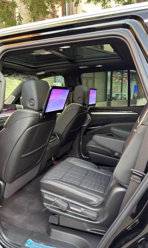 Cadillac Escalade Premium Luxury 5 Cadillac Escalade Premium Luxury 5