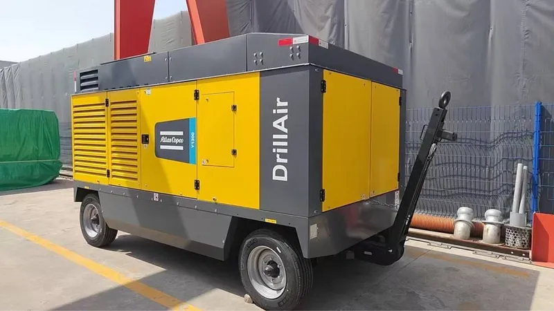 Atlas Copco воздушный компрессор 1 Atlas Copco воздушный компрессор 1
