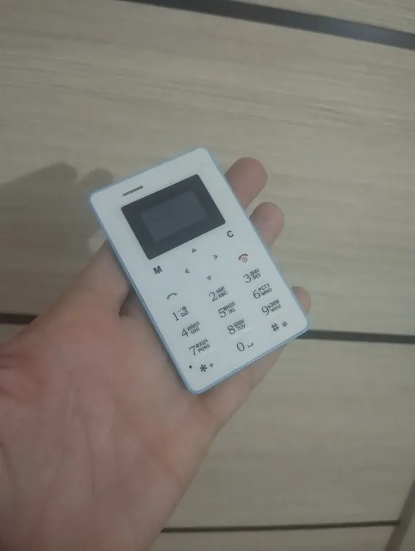 Mini Telefoʻn GSM 1