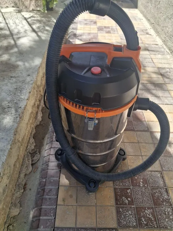 Moyka Pilisos sotiladi 1 Moyka Pilisos sotiladi 1