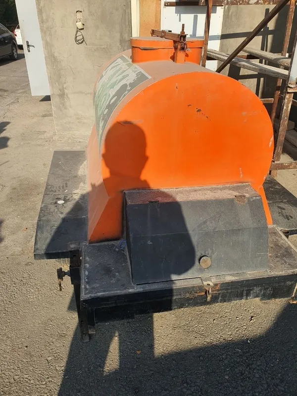 Mors bochka sotiladi holati yangi, konsonerda ozgina iwi bor 2 Mors bochka sotiladi holati yangi, konsonerda ozgina iwi bor 2