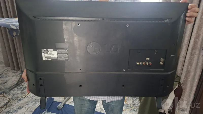 Телевизор LG диоганаль 32 3 Телевизор LG диоганаль 32 3