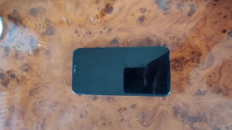 iPhone X Srochno sotiladi 2 iPhone X Srochno sotiladi 2